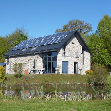 Oxygen House, Holiday And Team Building Ovifat Exterior photo